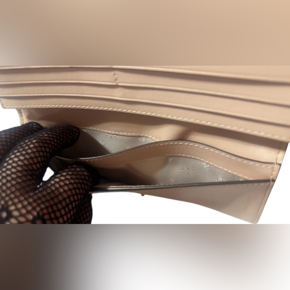 TORY BURCH LONG QUILTED CONTINENTAL WALLET 7.5” x 3.5” - Picture 9 of 15